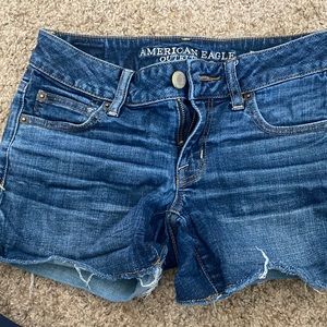 American eagle shortie shorts